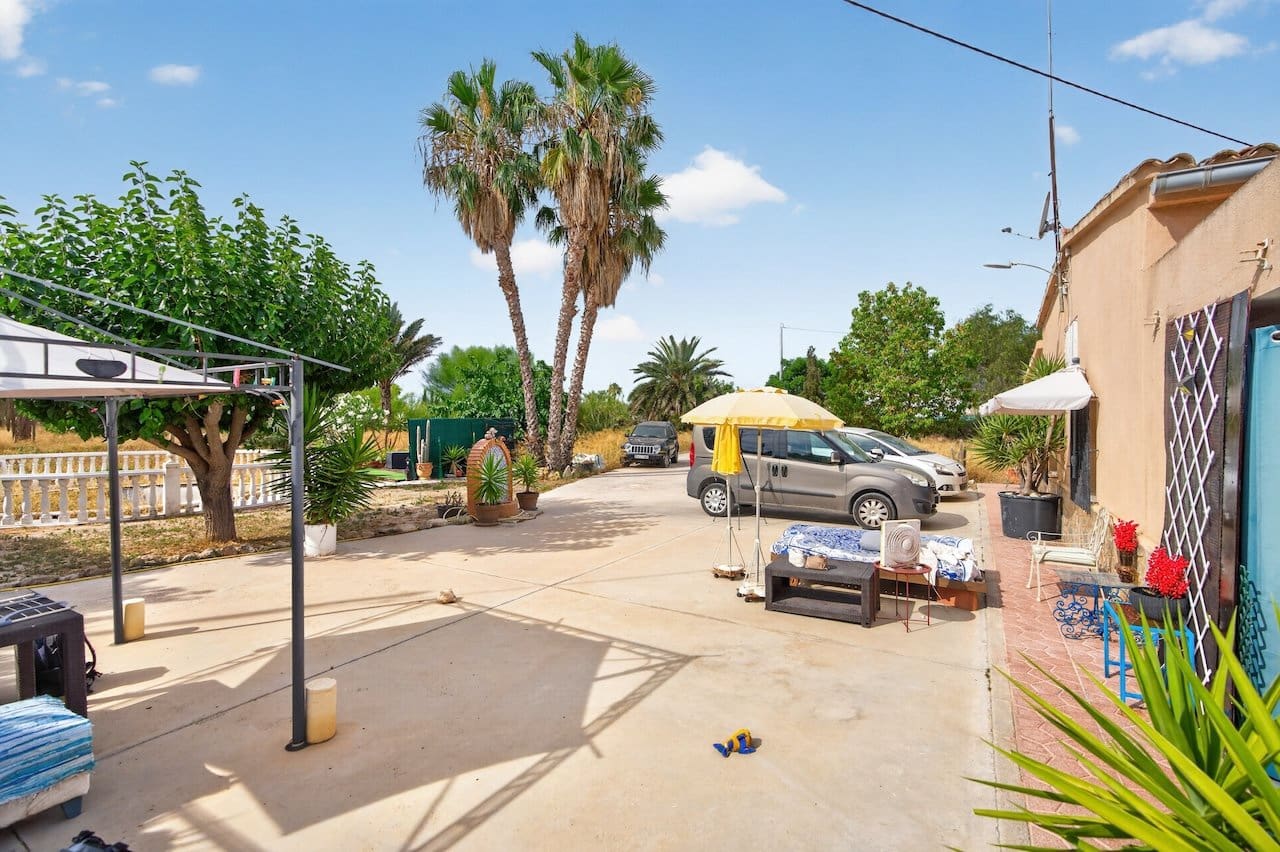 3 bedroom Villa for sale in Elche / Elx with pool garage - € 240,000 (Ref: 9960993)