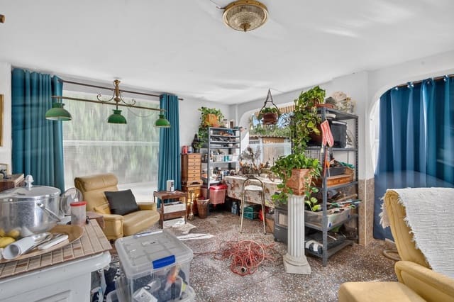3 soverom Villa til salgs i La Foia - Daimés - Asprella, Elche / Elx med svømmebasseng garasje - € 240 000 (Ref: 9960993)