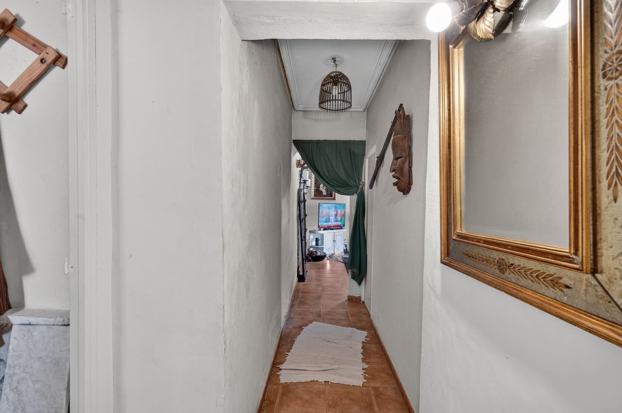 3 bedroom Villa for sale in Elche / Elx with pool garage - € 240,000 (Ref: 9960993)