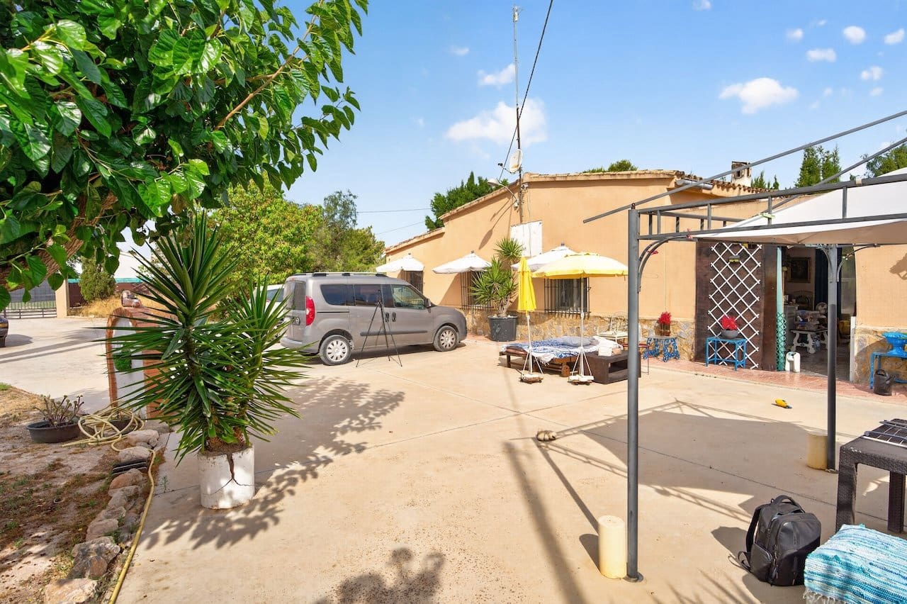 3 bedroom Villa for sale in Elche / Elx with pool garage - € 240,000 (Ref: 9960993)