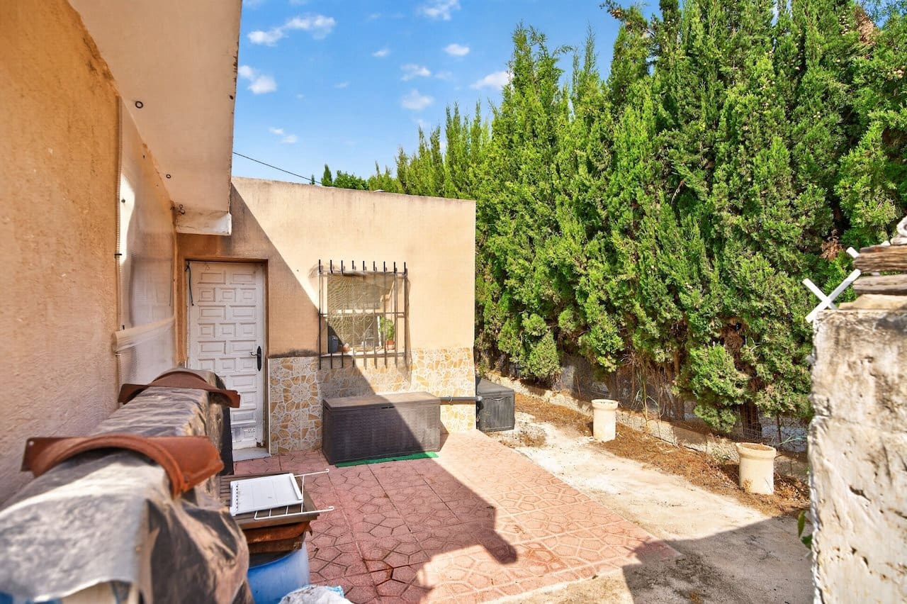 3 bedroom Villa for sale in Elche / Elx with pool garage - € 240,000 (Ref: 9960993)