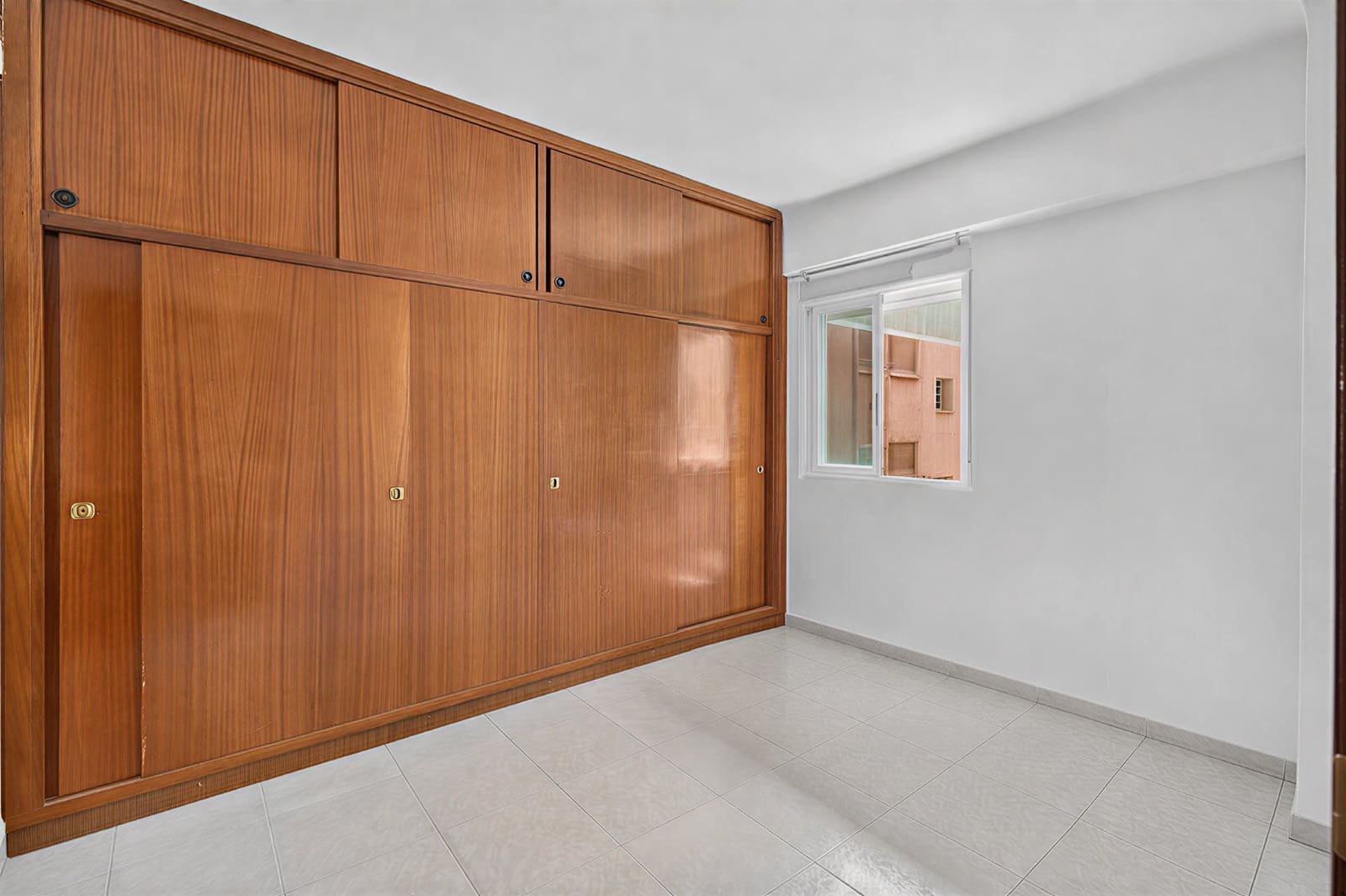 4 chambre Appartement à vendre à Alicante ville avec piscine - 315 000 € (Ref: 9964329)