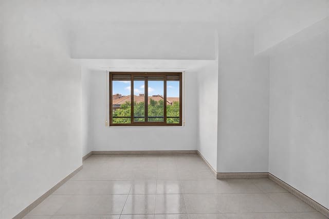 4 chambre Appartement à vendre à Benalúa, Alicante ville avec piscine - 315 000 € (Ref: 9964329)