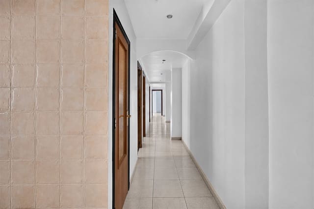 4 chambre Appartement à vendre à Benalúa, Alicante ville avec piscine - 315 000 € (Ref: 9964329)