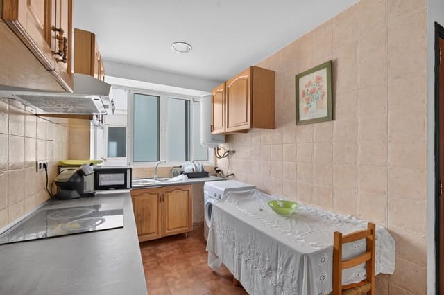4 chambre Appartement à vendre à Benalúa, Alicante ville avec piscine - 315 000 € (Ref: 9964329)