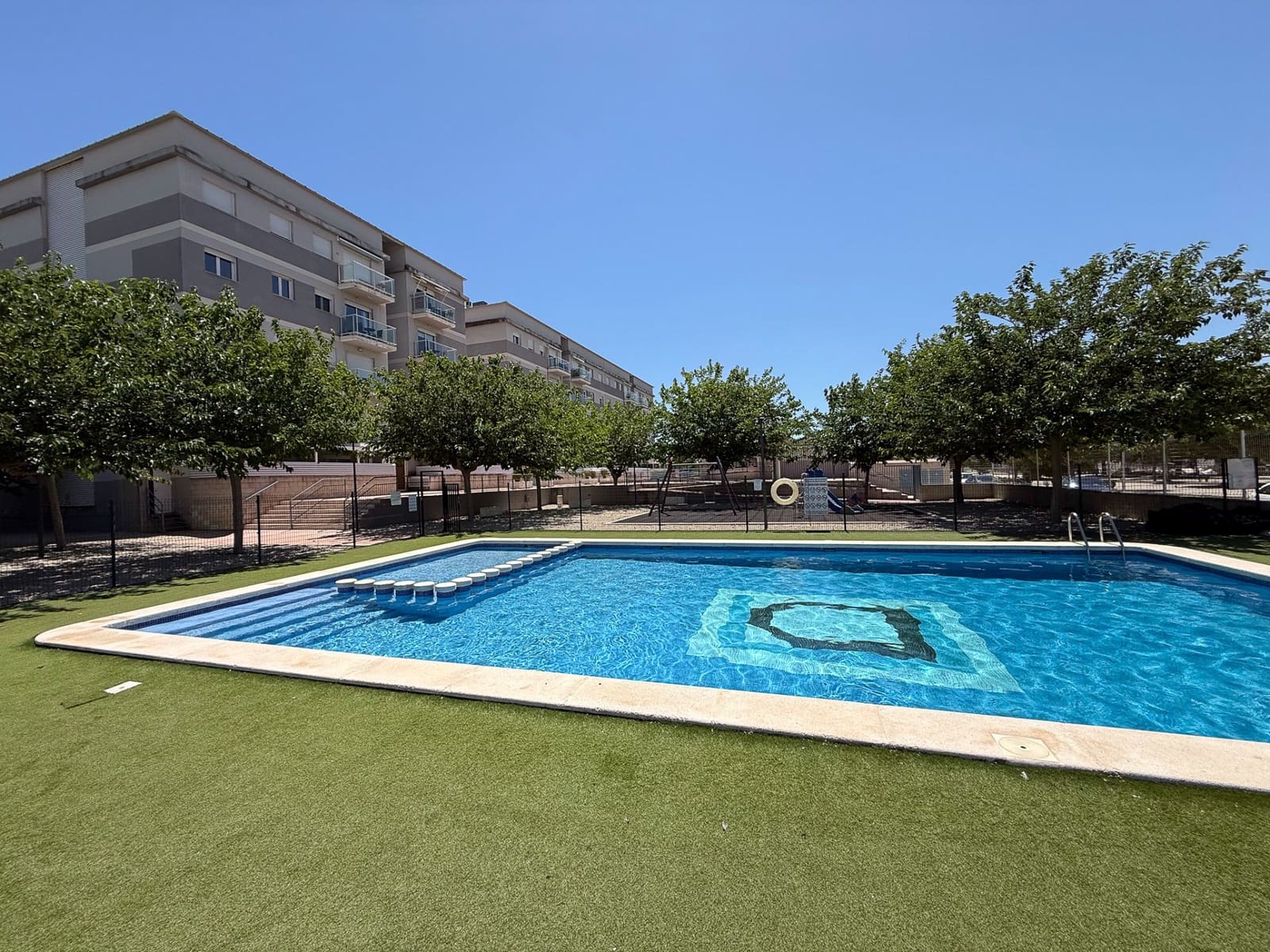 3 chambre Appartement à vendre à Dolores avec piscine garage - 174 000 € (Ref: 9964436)