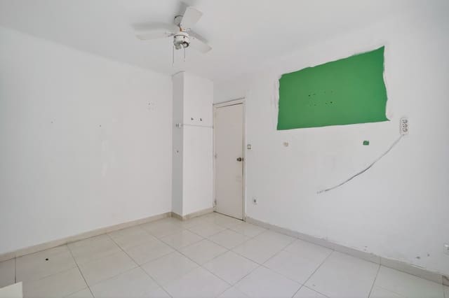 3 slaapkamer Flat te koop in Benalúa, Alicante stad met zwembad - € 179.000 (Ref: 9965908)