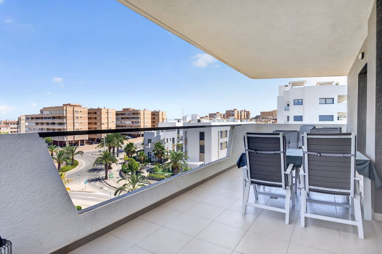 3 soverom Penthouse til salgs i Arenales del Sol med svømmebasseng garasje - € 489 000 (Ref: 9965909)