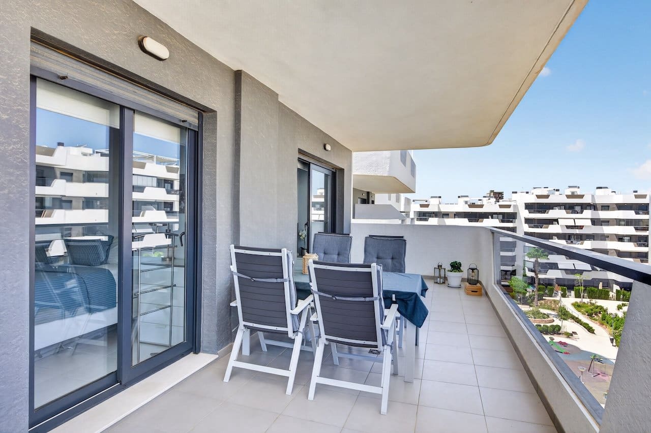 3 soverom Penthouse til salgs i Arenales del Sol med svømmebasseng garasje - € 489 000 (Ref: 9965909)