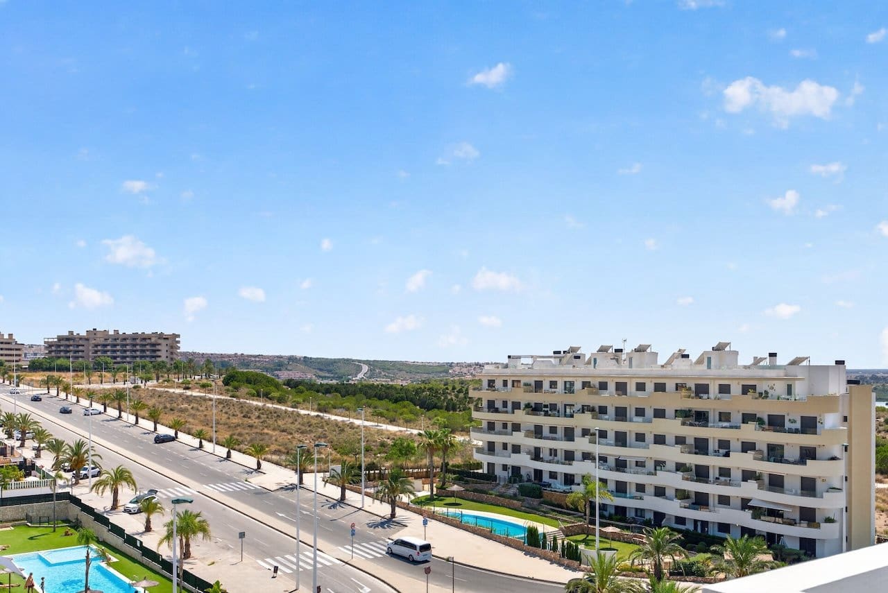 3 soverom Penthouse til salgs i Arenales del Sol med svømmebasseng garasje - € 489 000 (Ref: 9965909)