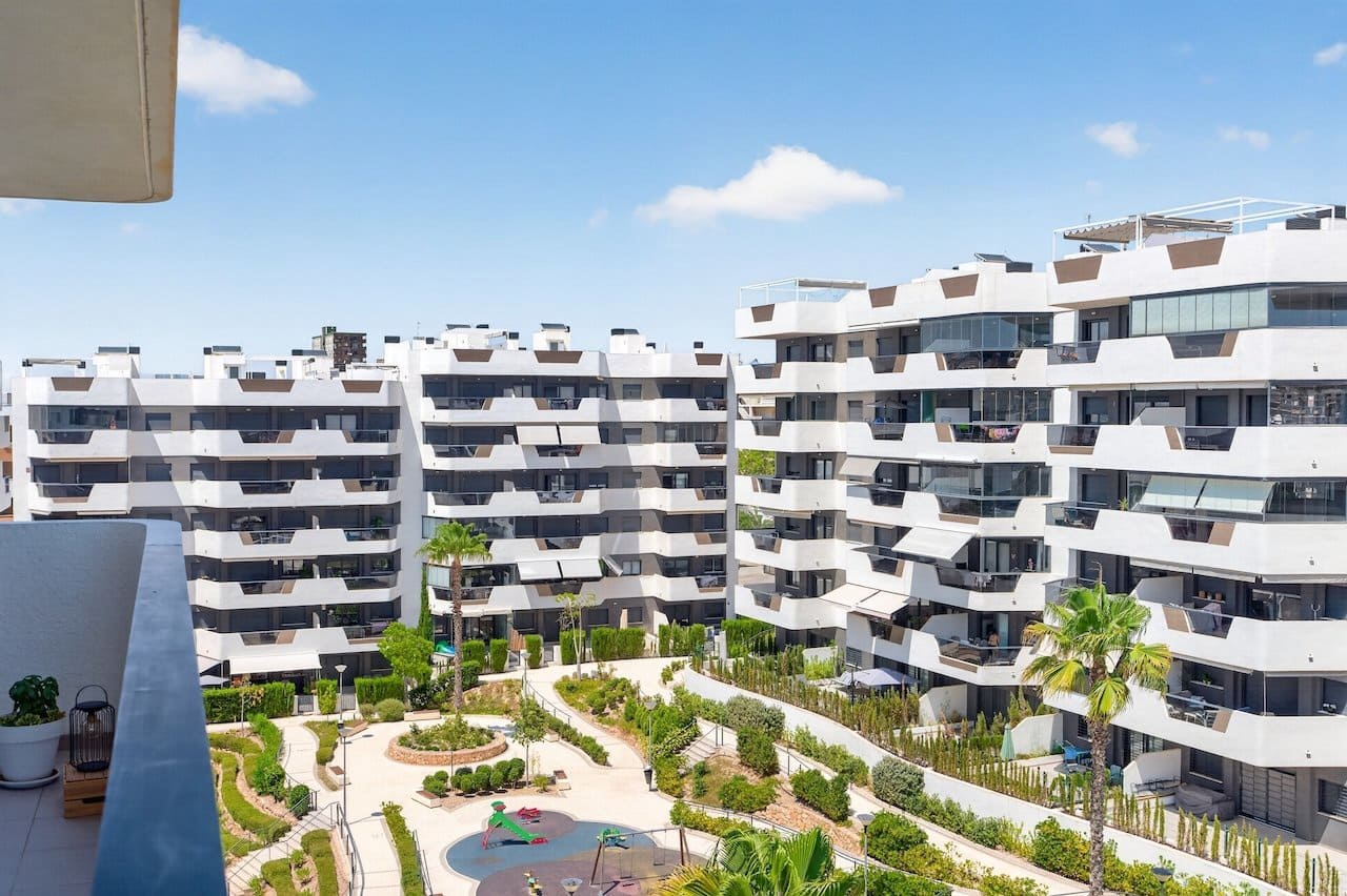 3 soverom Penthouse til salgs i Arenales del Sol med svømmebasseng garasje - € 489 000 (Ref: 9965909)