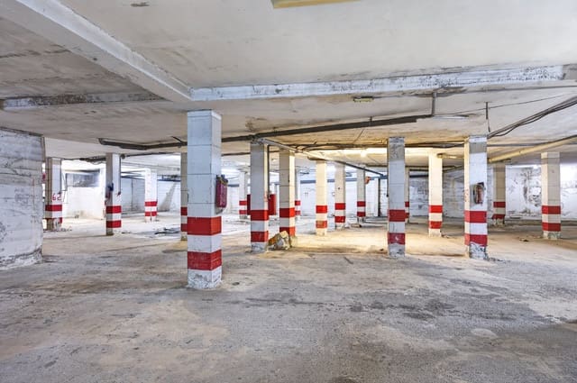 Garaje en El Pla de Sant Josep - L'Asil, Elche / Elx en venta - 200.000 € (Ref: 9971761)