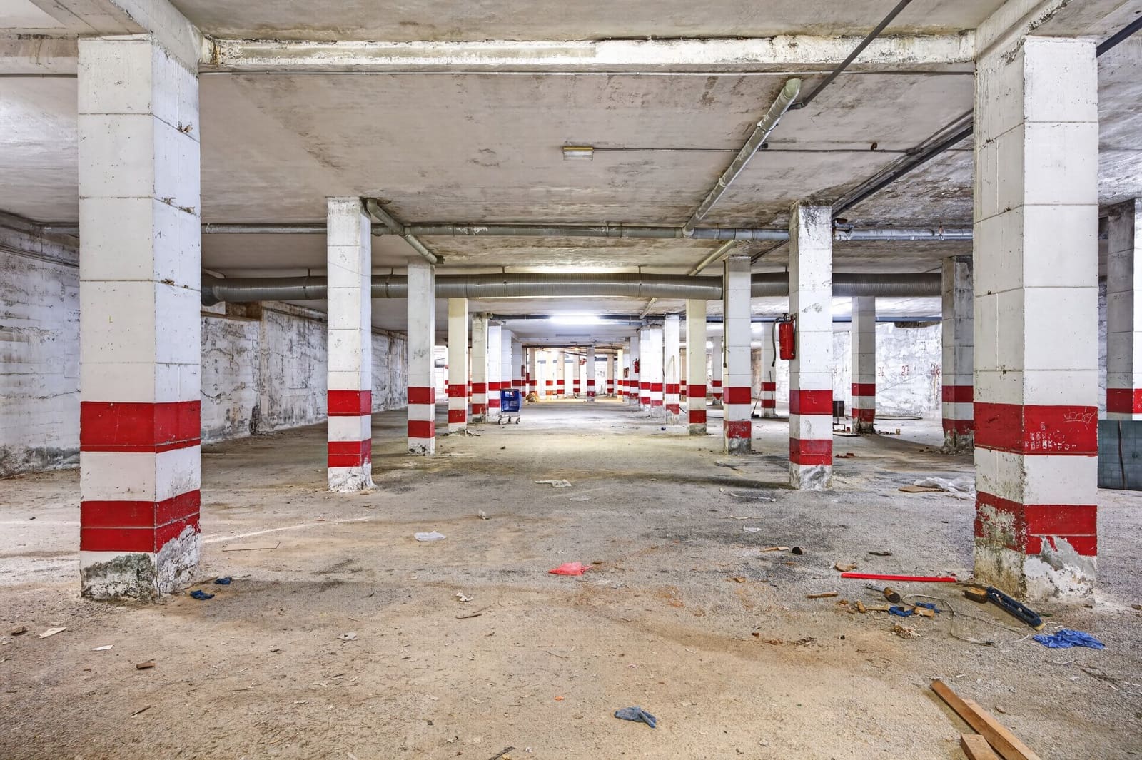 Garage til salg i Elche / Elx - € 200.000 (Ref: 9971761)