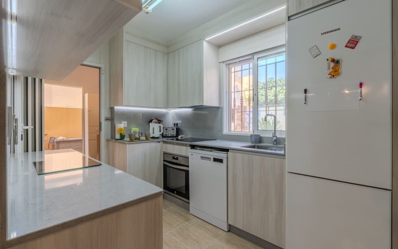 3 soveværelse Villa til salg i Puerto de Mazarron med garage - € 250.000 (Ref: 10004333)