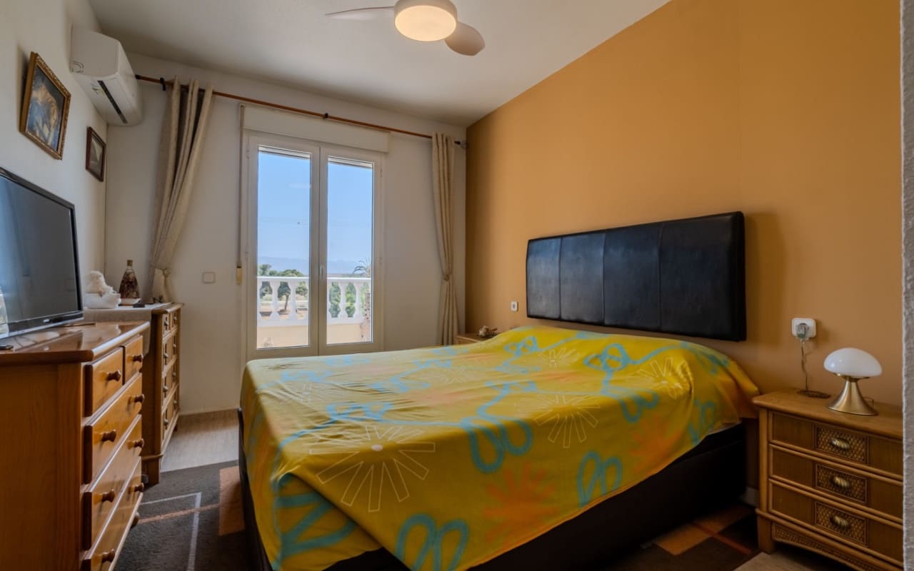 3 soveværelse Villa til salg i Puerto de Mazarron med garage - € 250.000 (Ref: 10004333)