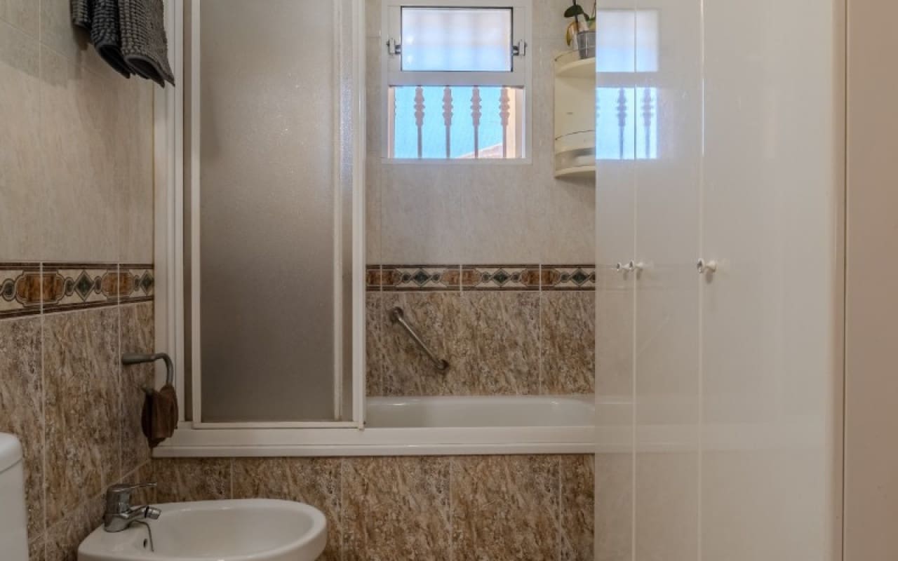 3 soveværelse Villa til salg i Puerto de Mazarron med garage - € 250.000 (Ref: 10004333)