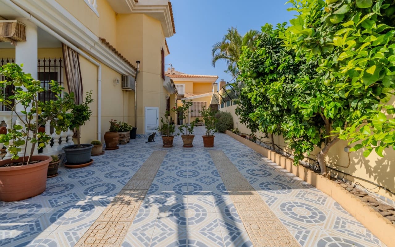 3 soveværelse Villa til salg i Puerto de Mazarron med garage - € 250.000 (Ref: 10004333)