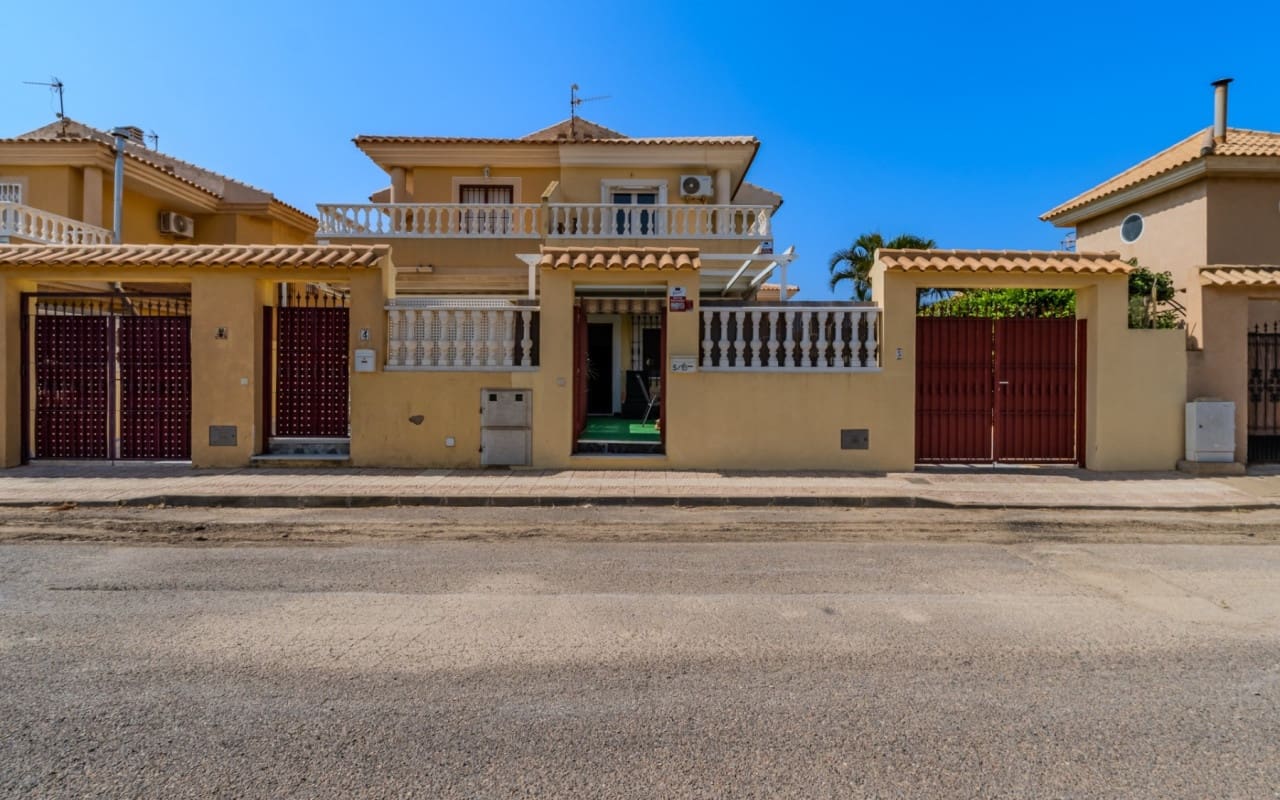 3 soveværelse Villa til salg i Puerto de Mazarron med garage - € 250.000 (Ref: 10004333)