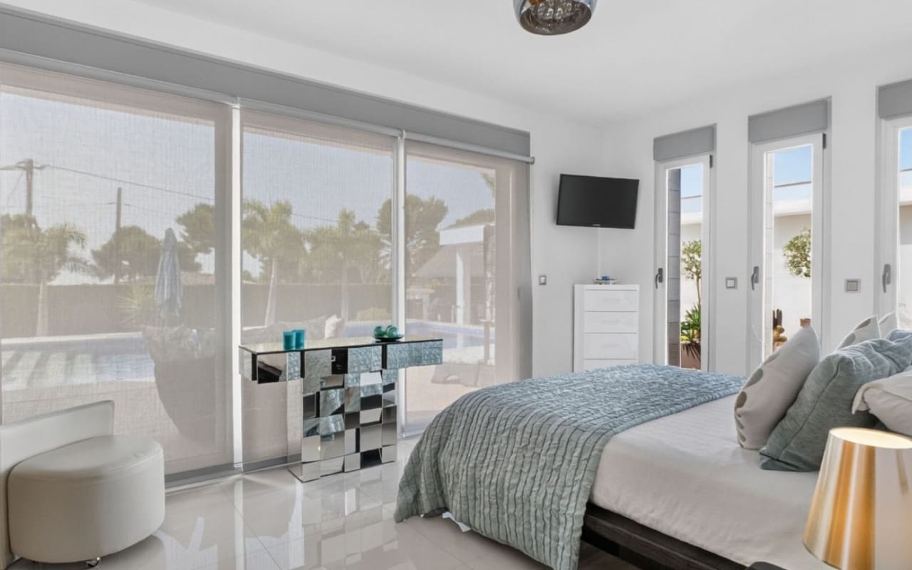 4 soveværelse Villa til salg i Pinar de Campoverde med swimmingpool garage - € 1.475.000 (Ref: 10004334)