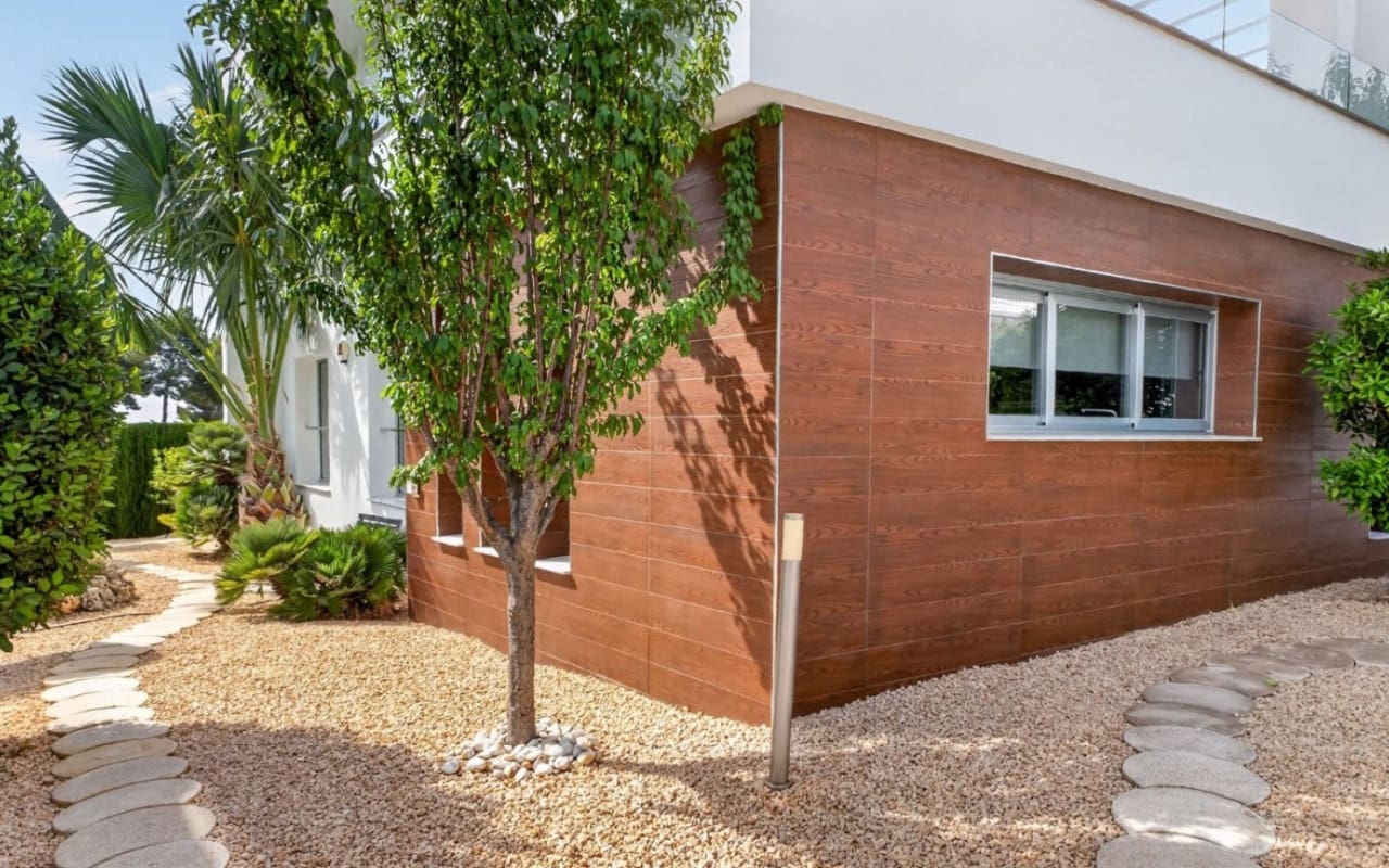 4 soveværelse Villa til salg i Pinar de Campoverde med swimmingpool garage - € 1.475.000 (Ref: 10004334)