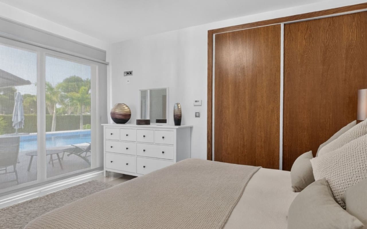 4 soveværelse Villa til salg i Pinar de Campoverde med swimmingpool garage - € 1.475.000 (Ref: 10004334)