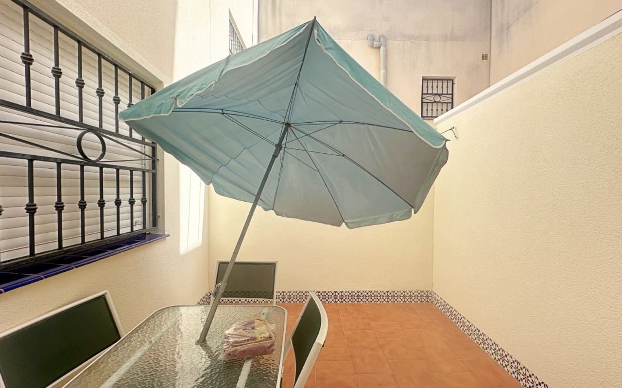 2 slaapkamer Huis te koop in Torrevieja met zwembad - € 162.500 (Ref: 10004335)