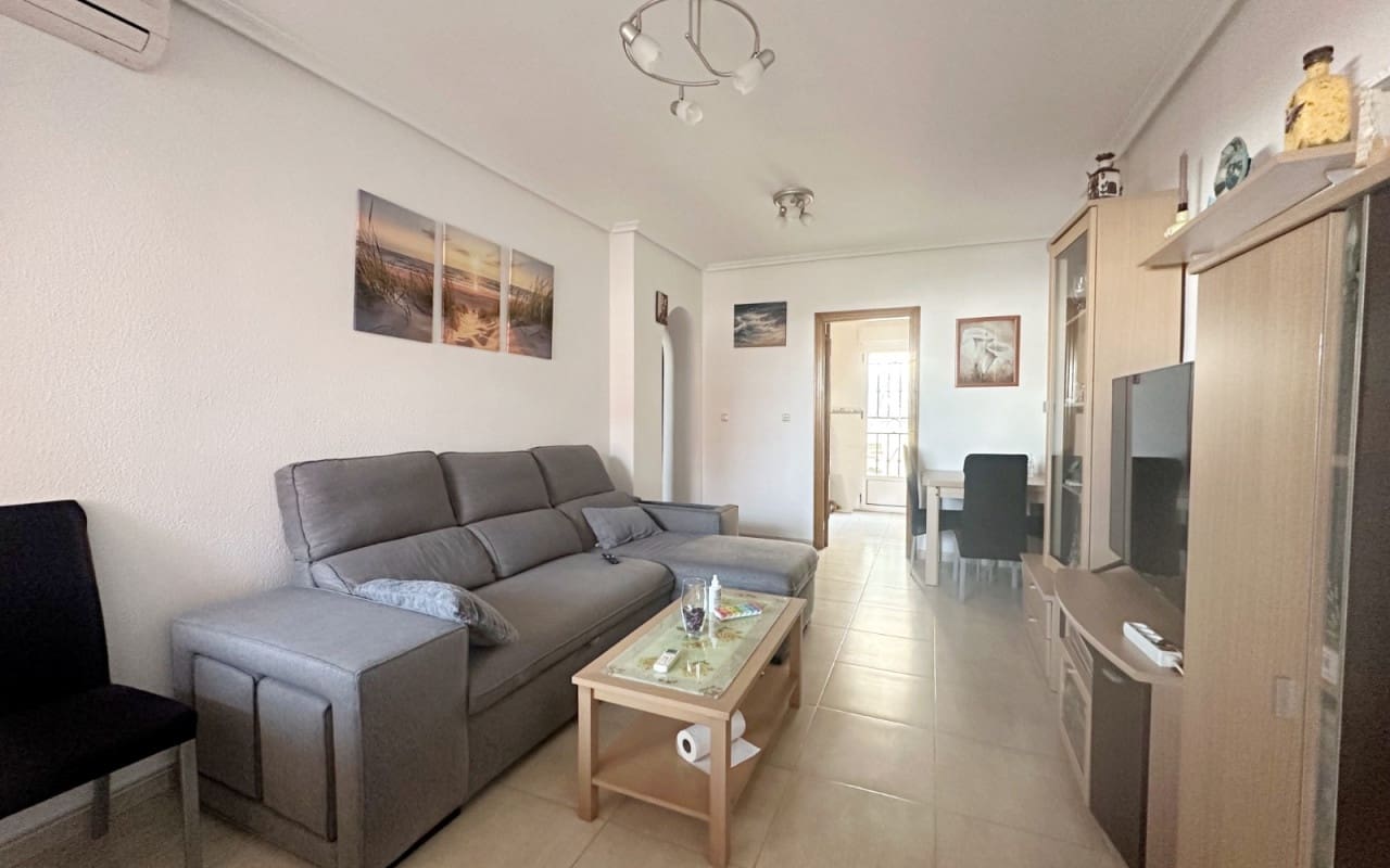 2 slaapkamer Huis te koop in Torrevieja met zwembad - € 162.500 (Ref: 10004335)