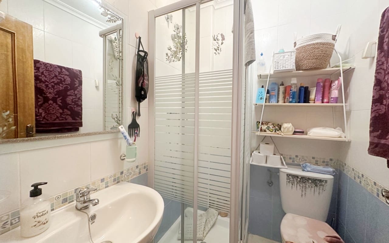 2 slaapkamer Huis te koop in Torrevieja met zwembad - € 162.500 (Ref: 10004335)
