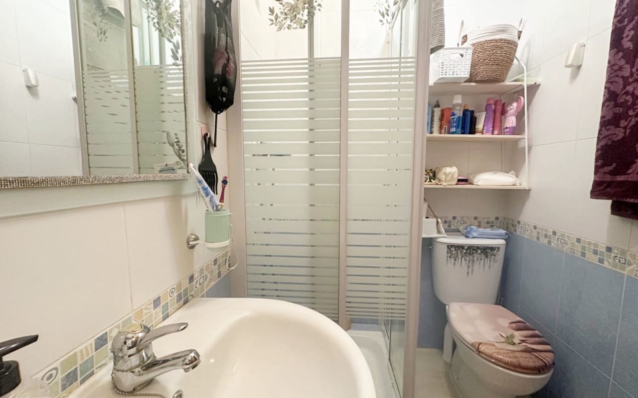 2 slaapkamer Huis te koop in Torrevieja met zwembad - € 162.500 (Ref: 10004335)