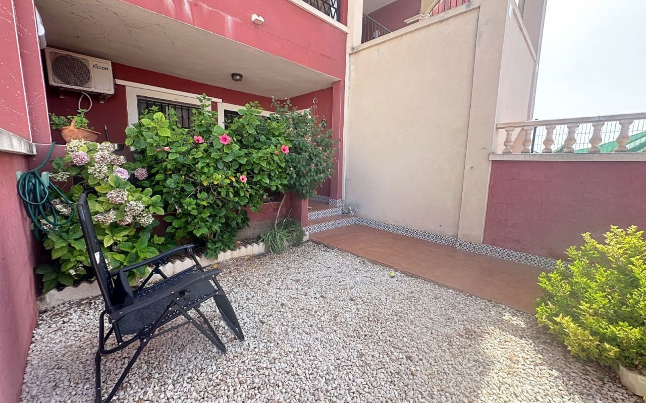 2 slaapkamer Huis te koop in Torrevieja met zwembad - € 162.500 (Ref: 10004335)
