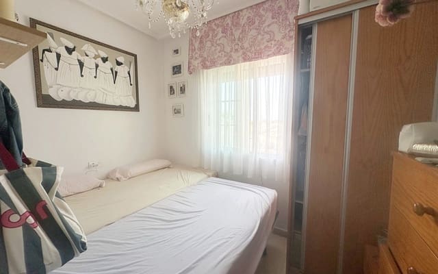 Casa de 2 habitaciones en Aguas Nuevas, Torrevieja en venta con piscina - 169.900 € (Ref: 10004336)