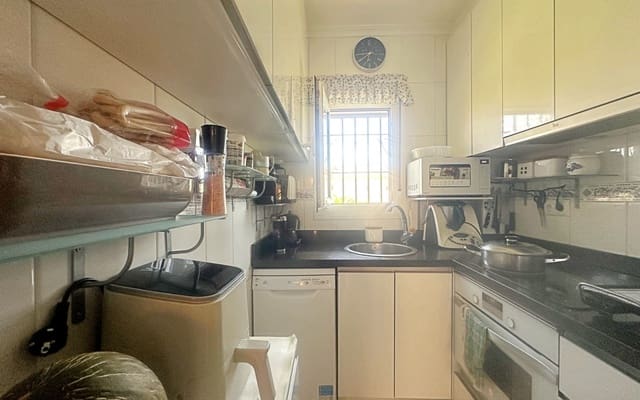Casa de 2 habitaciones en Aguas Nuevas, Torrevieja en venta con piscina - 169.900 € (Ref: 10004336)