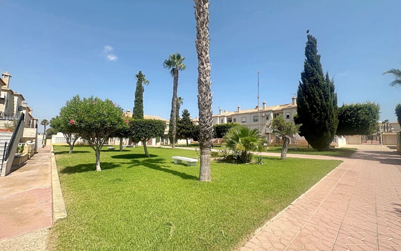 2 soverom Hus til salgs i Aguas Nuevas med svømmebasseng - € 169 900 (Ref: 10004336)