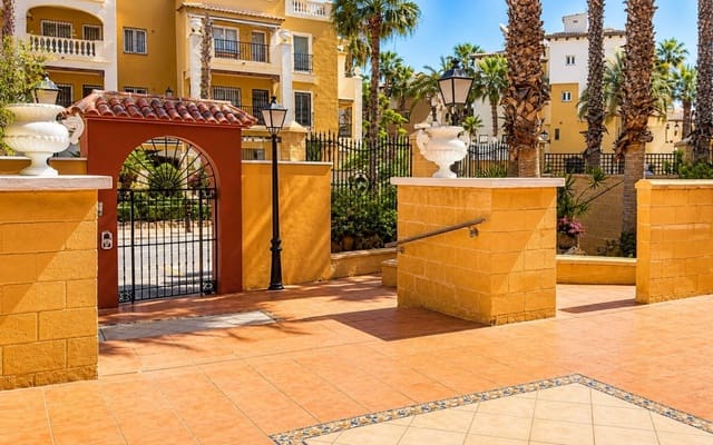 2 soveværelse Lejlighed til salg i Playa de los Locos, Torrevieja med swimmingpool garage - € 254.000 (Ref: 10004337)