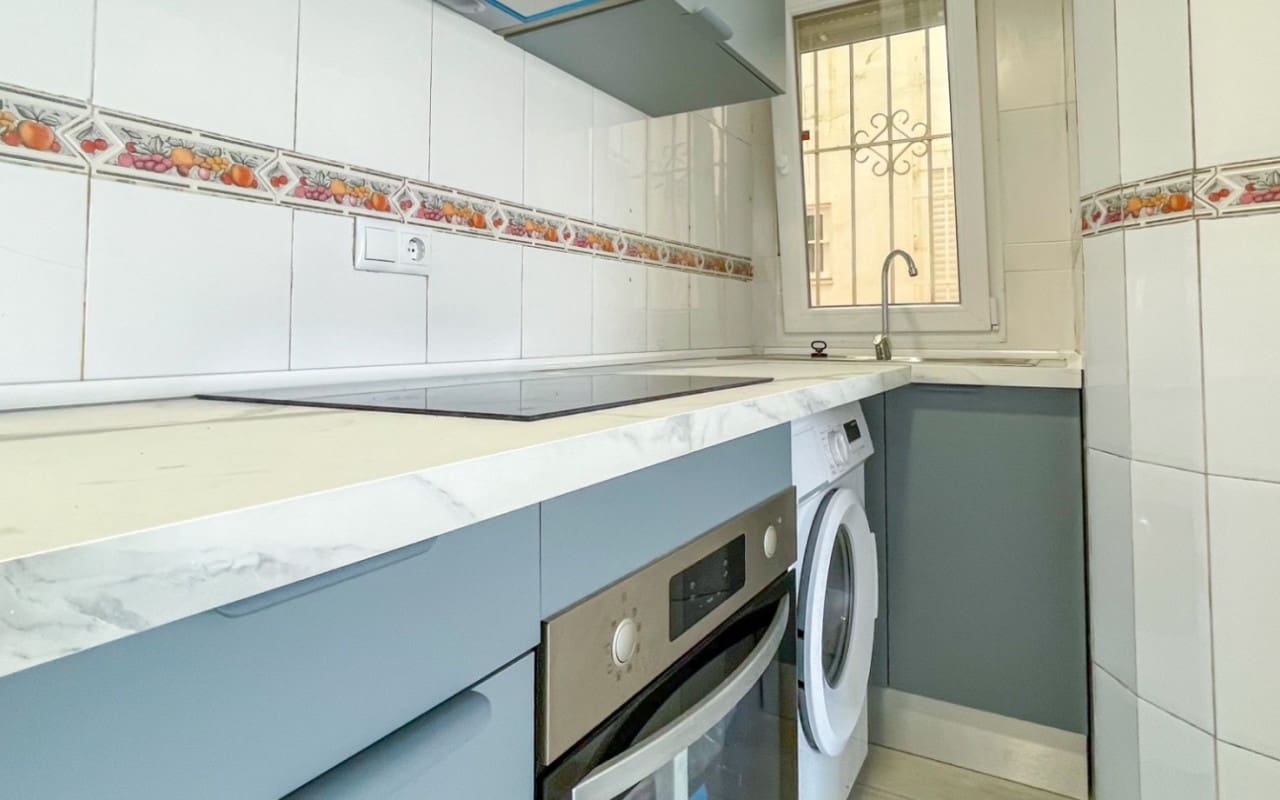 2 sypialnia Apartament na sprzedaż w Torrevieja - 140 000 € (Ref: 10004338)