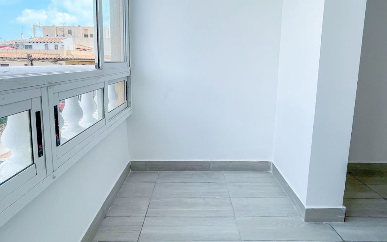 2 sypialnia Apartament na sprzedaż w Torrevieja - 140 000 € (Ref: 10004338)