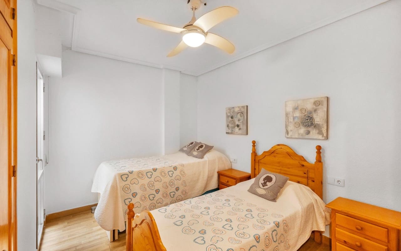 2 makuuhuone Huoneisto myytävänä paikassa Torrevieja - 169 900 € (Ref: 10009367)
