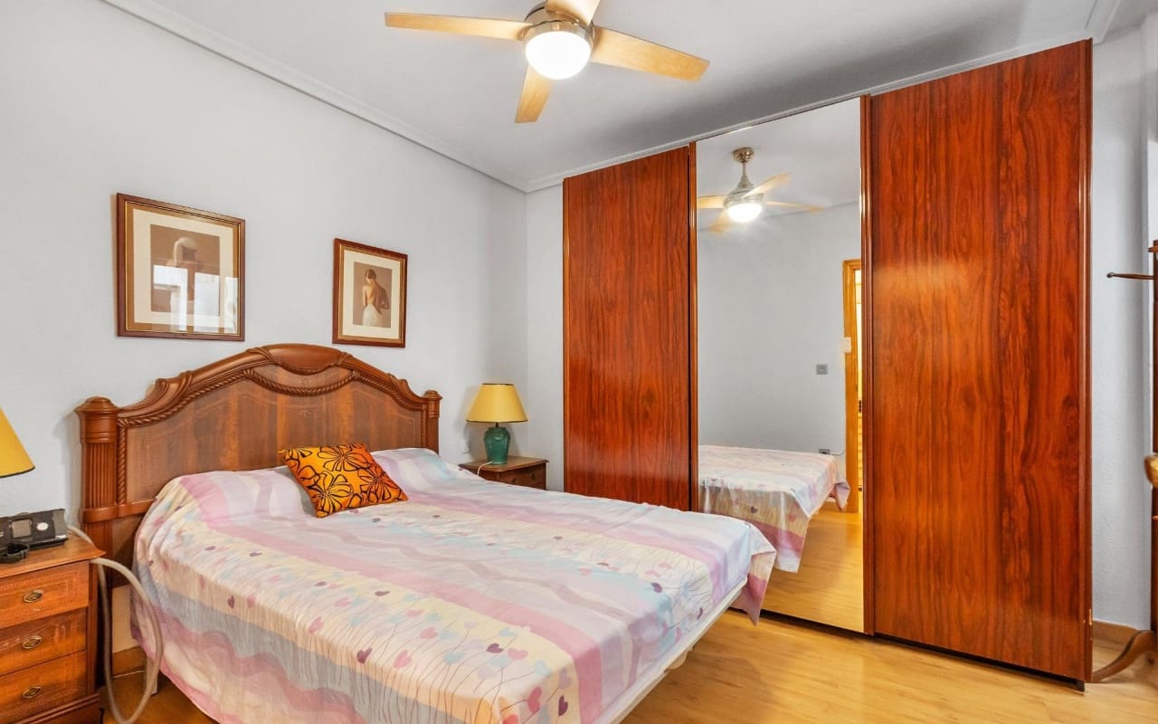 2 makuuhuone Huoneisto myytävänä paikassa Torrevieja - 169 900 € (Ref: 10009367)
