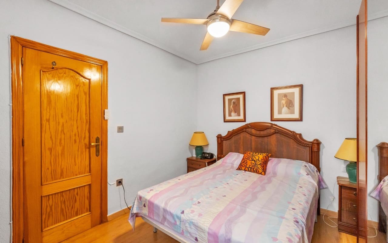 2 makuuhuone Huoneisto myytävänä paikassa Torrevieja - 169 900 € (Ref: 10009367)