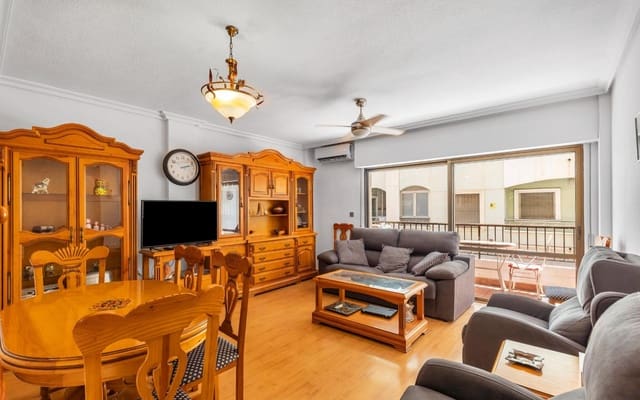 2 soveværelse Lejlighed til salg i Las Piscinas Naturales, Torrevieja - € 169.900 (Ref: 10009367)