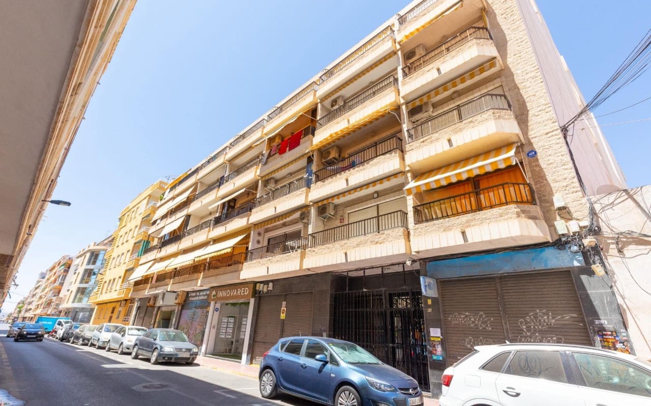 2 makuuhuone Huoneisto myytävänä paikassa Torrevieja - 169 900 € (Ref: 10009367)