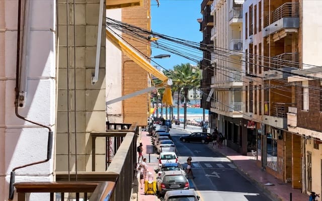 2 soveværelse Lejlighed til salg i Las Piscinas Naturales, Torrevieja - € 169.900 (Ref: 10009367)