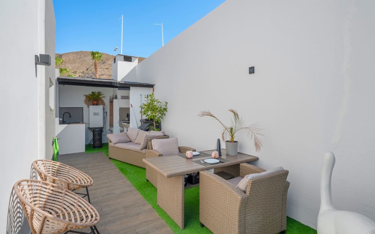 4 bedroom Villa for sale in Fortuna with pool garage - € 355,000 (Ref: 10012471)