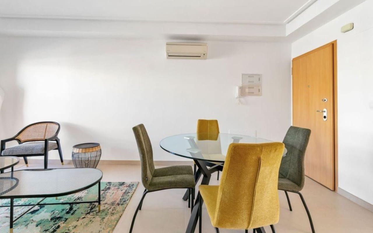 Ático de 2 habitaciones en Torre de la Horadada en venta con piscina garaje - 259.000 € (Ref: 10012472)