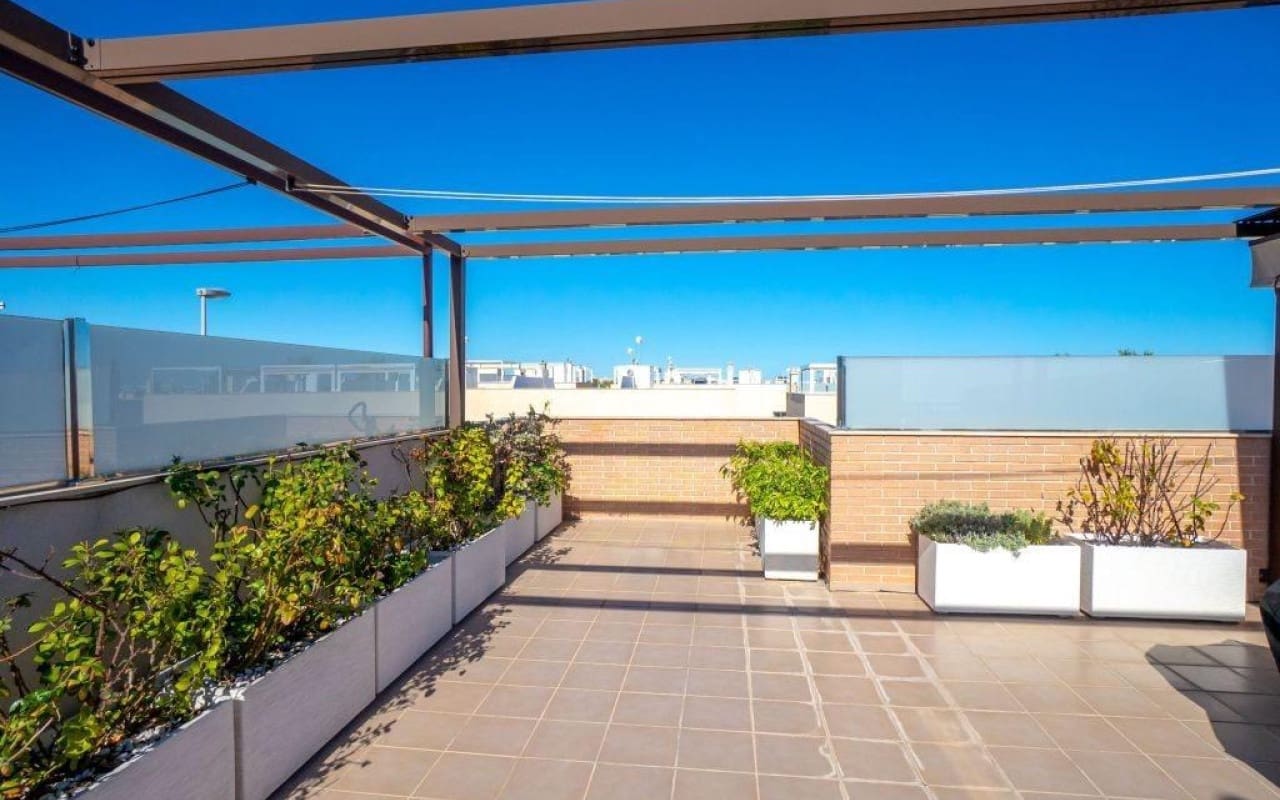 Ático de 2 habitaciones en Torre de la Horadada en venta con piscina garaje - 259.000 € (Ref: 10012472)