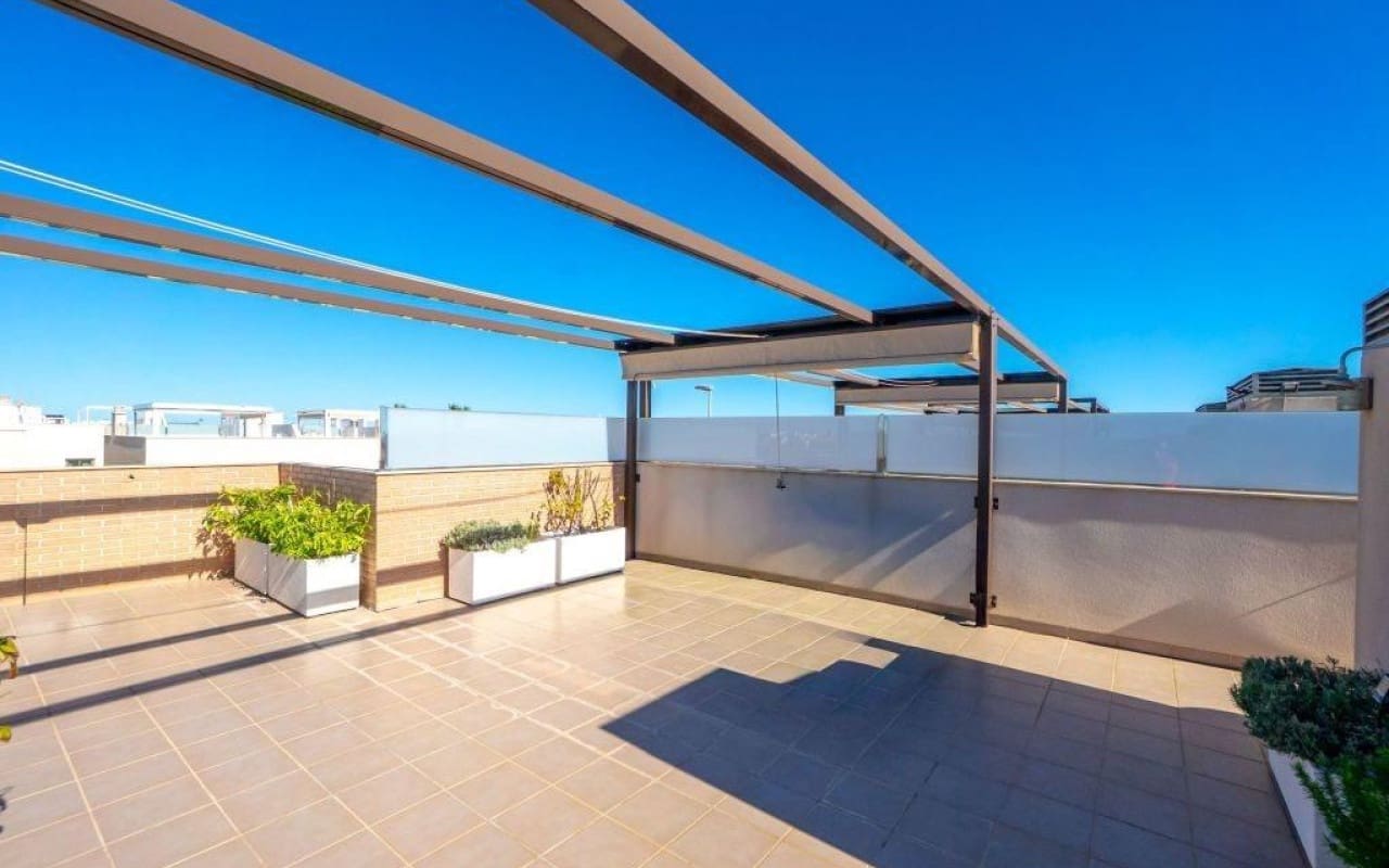 Ático de 2 habitaciones en Torre de la Horadada en venta con piscina garaje - 259.000 € (Ref: 10012472)