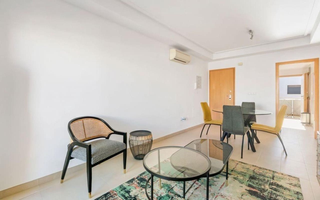 Ático de 2 habitaciones en Torre de la Horadada en venta con piscina garaje - 259.000 € (Ref: 10012472)