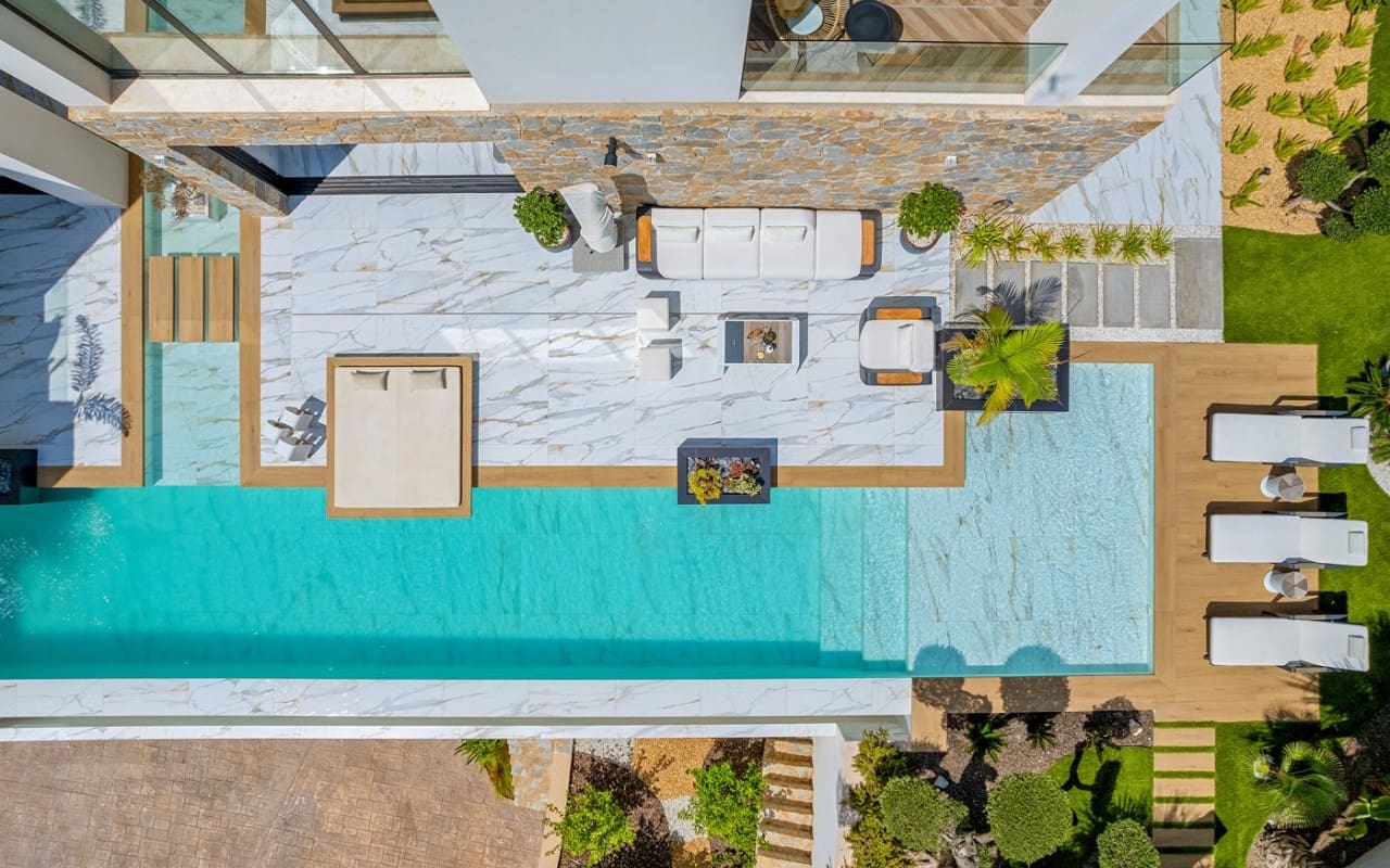 4 camera da letto Villa in vendita in Las Colinas Golf con piscina garage - 2.888.000 € (Rif: 10016663)
