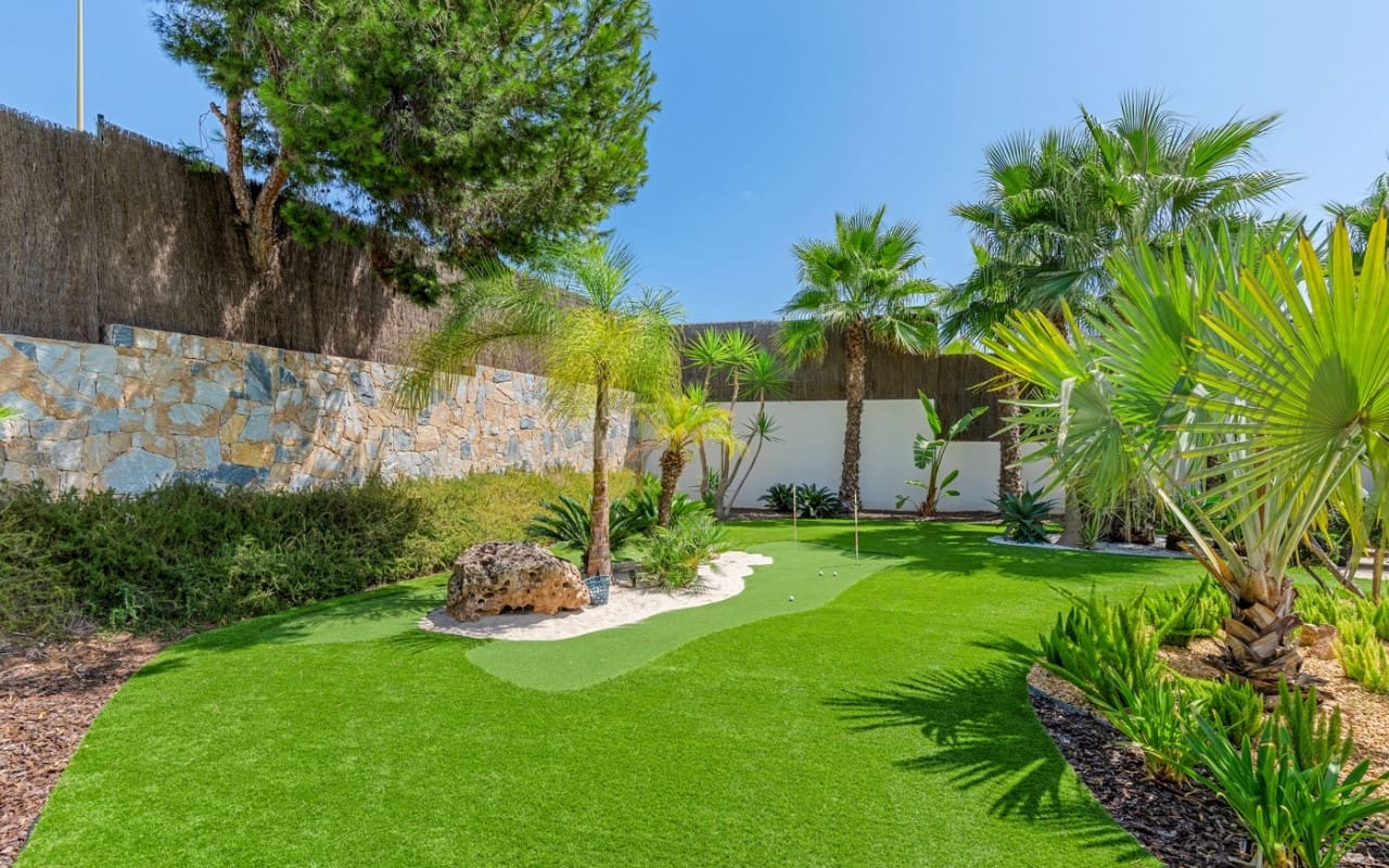 4 camera da letto Villa in vendita in Las Colinas Golf con piscina garage - 2.888.000 € (Rif: 10016663)