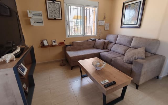 3 bedroom Villa for sale in Guardamar del Segura with pool garage - € 350,000 (Ref: 10016664)